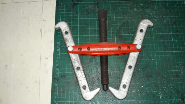 ขายสองขาถอดลูกปืนขนาดใหญ่ Made in USA.ใหม่เก่าเก็บ