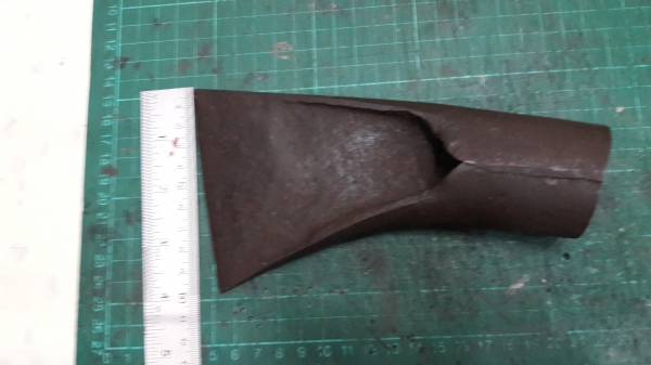 ขายหัวขวานโยนโบราณเหล็กดีน้ำหนักดี