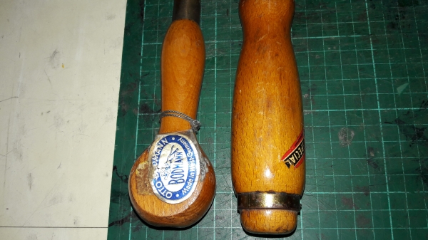 ขายไขควงแบนตราสิงโตMade in W-GERMANY.ใหม่เก่าเก็บ