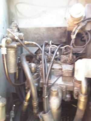 ขาย!! >>> Hitachi Zx225 รุ่น 1 <<< รถสวย ชั่วโมงน้อย สีสันสวย เปลี่ยนลอนเลอร์ให้ใหม่ เอกสารครบ