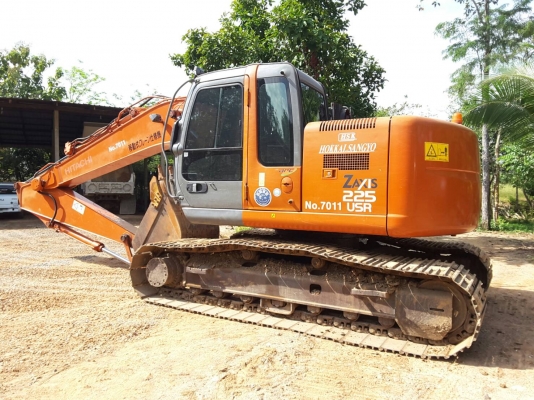 ขาย!! >>> Hitachi Zx225 รุ่น 1 <<< รถสวย ชั่วโมงน้อย สีสันสวย เปลี่ยนลอนเลอร์ให้ใหม่ เอกสารครบ