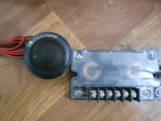 ลำโพงแยกชิ้น2ทาง SOUNDSTREAM SC-6T TARUNTULA ของใหม่