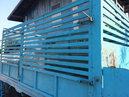 คุณแต๋นเพลาลอย มีเกียร์สโล ส.เจริญยนต์ชัยภูมิ เครื่อง RT140 คัสซีหน้า 5 กะบะข้างเปิดได้