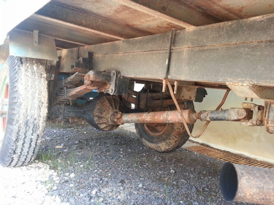 คุณแต๋นเพลาลอย มีเกียร์สโล ส.เจริญยนต์ชัยภูมิ เครื่อง RT140 คัสซีหน้า 5 กะบะข้างเปิดได้