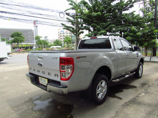 กระบะ FORD ใหม่กริ๊ปสภาพป้ายแดง ออกรถ 9,000 บาท