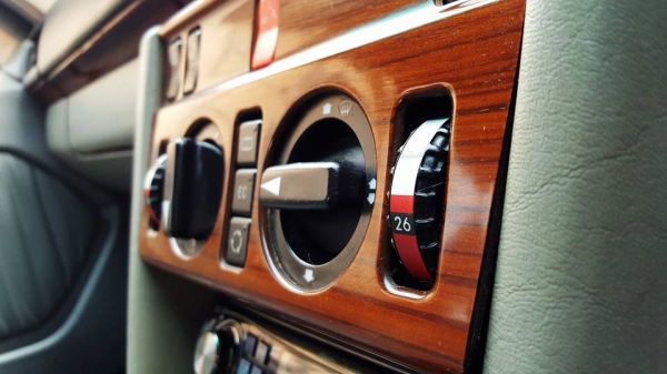 BENZ E220 โค๊ดC Eหน้าแท้ ปี95 ถูกสุดในรุ่นในปี