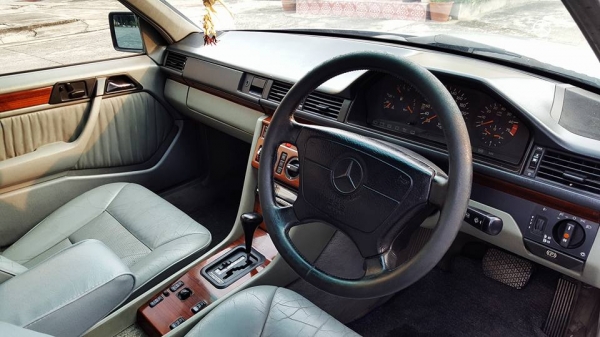 BENZ E220 โค๊ดC Eหน้าแท้ ปี95 ถูกสุดในรุ่นในปี