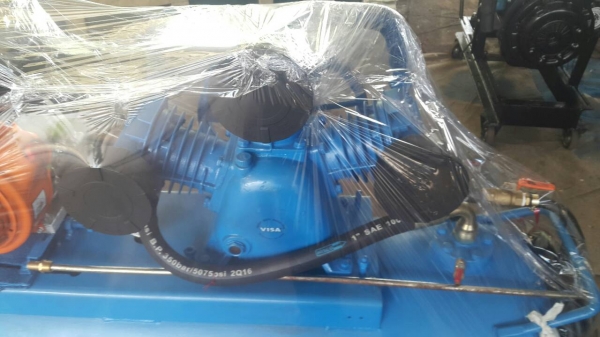 ปั๊มลมประกอบใหม่ ถังนอก 250 ลิตร