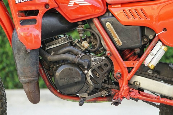 วุฒิ นนบุรี ขาย HONDA MTX125cc.พร้อมใช้งานทะเบียนพร้อมชุดโอนลอย