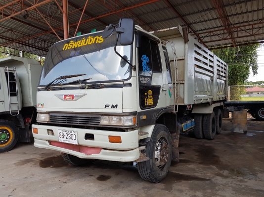 ขายด่วน รถ10ล้อดั้ม Hino 3M สภาพสวยพร้อมใช้งาน