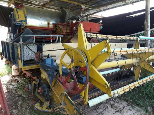 ขายรถเกี่ยวข้าวรองกระสอบ เครื่อง195แรง HO7D สภาพพร้อมใช้งาน ราคา220,000 สนใจโทร 090-8588220คุณนะ 093-3258446คุณบิว หรือเข้าดูสินค้าอื่นๆได้ที่ www.narong2truck.com หรือ www.truck.in.th/498 หรือเพจFacebook ณรงค์ ซื้อขายรถมือสอง (เว็บไซต์ส่วนตัว) หรือFacebo