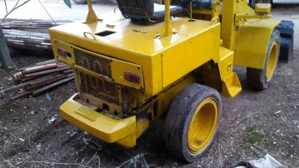 ขายรถตักKomatsu WA40-1