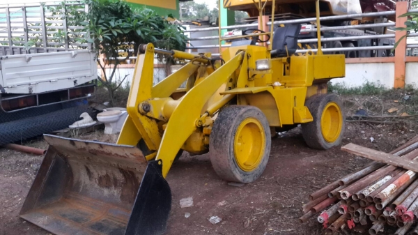 ขายรถตักKomatsu WA40-1