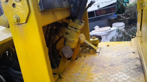 ขายรถตักKomatsu WA40-1