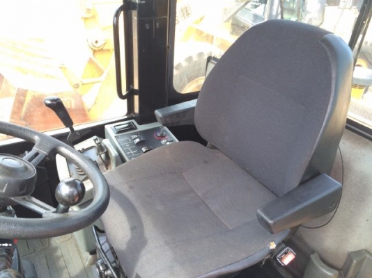 ขายรถตักล้อยาง CAT 910H ปี 2011 รถนอกนำเข้าเองจากญี่ปุ่น สภาพสวยพร้อมใช้ มีVDOการทำงานครับ