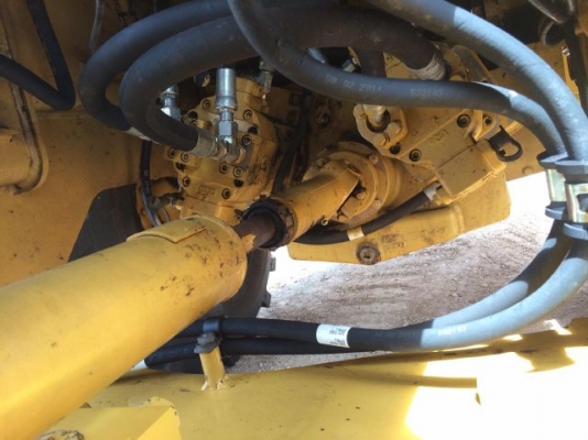 ขายรถตักล้อยาง CAT 910H ปี 2011 รถนอกนำเข้าเองจากญี่ปุ่น สภาพสวยพร้อมใช้ มีVDOการทำงานครับ