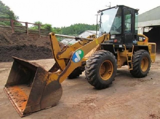 ขายรถตักล้อยาง CAT 910H ปี 2011 รถนอกนำเข้าเองจากญี่ปุ่น สภาพสวยพร้อมใช้ มีVDOการทำงานครับ