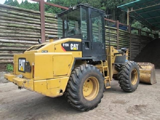 ขายรถตักล้อยาง CAT 910H ปี 2011 รถนอกนำเข้าเองจากญี่ปุ่น สภาพสวยพร้อมใช้ มีVDOการทำงานครับ