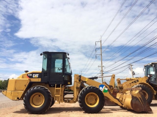 ขายรถตักล้อยาง CAT 910H ปี 2011 รถนอกนำเข้าเองจากญี่ปุ่น สภาพสวยพร้อมใช้ มีVDOการทำงานครับ