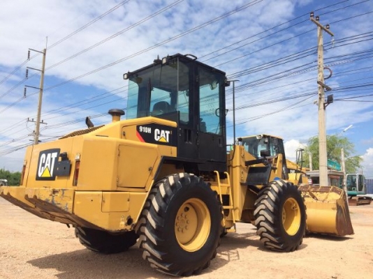 ขายรถตักล้อยาง CAT 910H ปี 2011 รถนอกนำเข้าเองจากญี่ปุ่น สภาพสวยพร้อมใช้ มีVDOการทำงานครับ