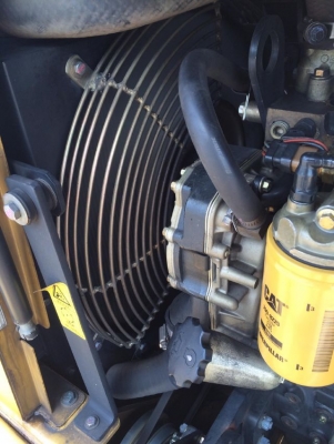 ขายรถตักล้อยาง CAT 910H ปี 2011 รถนอกนำเข้าเองจากญี่ปุ่น สภาพสวยพร้อมใช้ มีVDOการทำงานครับ