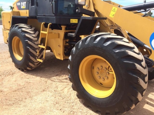 ขายรถตักล้อยาง CAT 910H ปี 2011 รถนอกนำเข้าเองจากญี่ปุ่น สภาพสวยพร้อมใช้ มีVDOการทำงานครับ