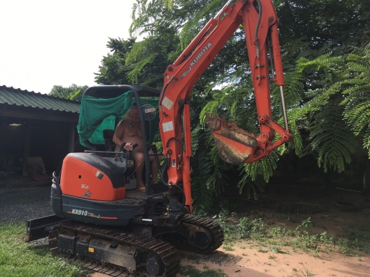 รถขุด KUBOTA 3 ตัน ราคาพิเศษ รถขุด KUBOTA 3 ตัน ราคาพิเศษ