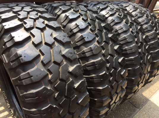 ยาง Mud Maxxis 30 9.5 R15 ปลายปี13 ดอกเยอะ ไม่มีปะ พร้อมใช้งาน ราคาไม่แพง