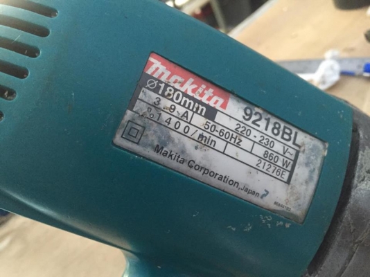 ขายเครื่องขัดสี MAKITA 9218BL มือสองครับ ขายเครื่องขัดสี MAKITA 9218BL มือสองครับ