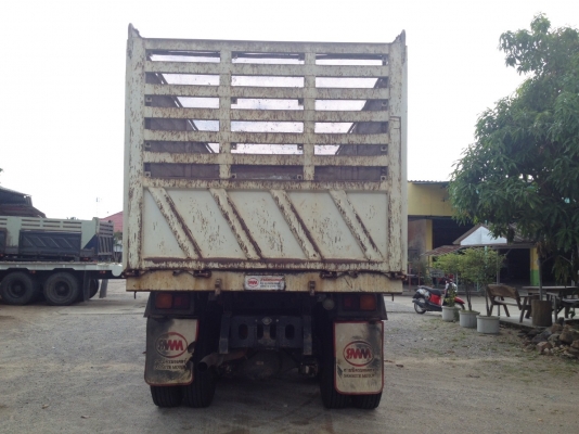 ขายรถสิบล้อดั้ม 360 ปี 55 รถเดิม ไมล์วิ่ง 1 แสนกิโล รถสวยคับ ขายรถสิบล้อดั้ม 360 ปี 55 รถเดิม ไมล์วิ่ง 1 แสนกิโล รถสวยคับ