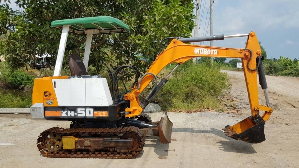 ขายด่วนรถแบคโฮKUBOTAคูโบต้าKH50เทียบเท่าPC30เครื่องดีปั่มแรงรถนอกเพิ่งนำเข้ามาใหม่ยังไม่เคยใช้งานในเมืองไทยเลย ขายด่วนรถแบคโฮKUBOTAคูโบต้าKH50เทียบเท่าPC30เครื่องดีปั่มแรงรถนอกเพิ่งนำเข้ามาใหม่ยังไม่เคยใช้งานในเมืองไทยเลย