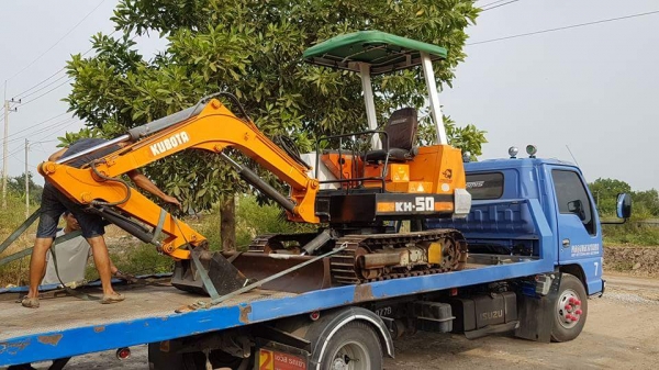 ขายด่วนรถแบคโฮKUBOTAคูโบต้าKH50เทียบเท่าPC30เครื่องดีปั่มแรงรถนอกเพิ่งนำเข้ามาใหม่ยังไม่เคยใช้งานในเมืองไทยเลย ขายด่วนรถแบคโฮKUBOTAคูโบต้าKH50เทียบเท่าPC30เครื่องดีปั่มแรงรถนอกเพิ่งนำเข้ามาใหม่ยังไม่เคยใช้งานในเมืองไทยเลย