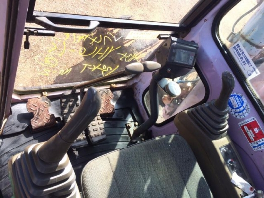 ขายรถแบคโฮ SUMITOMO SH135X-2 คอนโทรลสั้น รถนอกนำเข้าเองจากญี่ปุ่น สภาพสวยพร้อมใช้งาน มีVDOการทำงานครับ