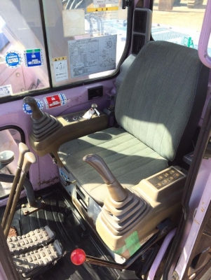 ขายรถแบคโฮ SUMITOMO SH135X-2 คอนโทรลสั้น รถนอกนำเข้าเองจากญี่ปุ่น สภาพสวยพร้อมใช้งาน มีVDOการทำงานครับ