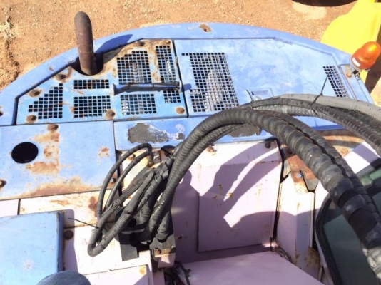 ขายรถแบคโฮ SUMITOMO SH135X-2 คอนโทรลสั้น รถนอกนำเข้าเองจากญี่ปุ่น สภาพสวยพร้อมใช้งาน มีVDOการทำงานครับ