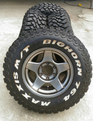 ขายยางMud 245/75/16 ปี 16 พร้อมล้อ