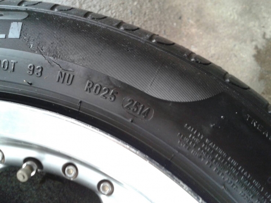 ขอบ17นิ้ว6รู พร้อมยาง ชุดนี้ ราคา 7700 บาท ขอบ17นิ้ว6รู พร้อมยาง ชุดนี้ ราคา 7700 บาท