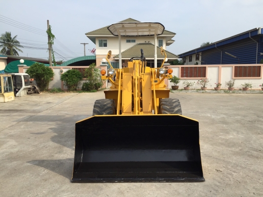 รถตักล้อยาง KOMATSU 507 ทำสีใหม่ นำเข้า มือสองญี่ปุ่น
