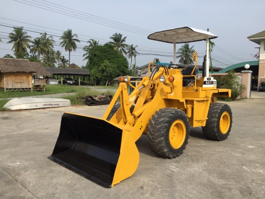 รถตักล้อยาง KOMATSU 507 ทำสีใหม่ นำเข้า มือสองญี่ปุ่น