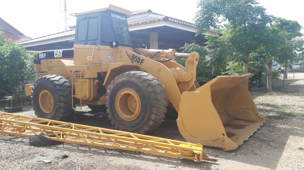 รถตักล้อยาง CAT 950F สภาพพร้อมลงงาน