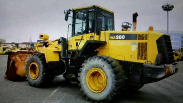 รถนอกนำเข้า KOMATSU WA 380-6 เก่า JAPAN รถนอกนำเข้า KOMATSU WA 380-6 เก่า JAPAN