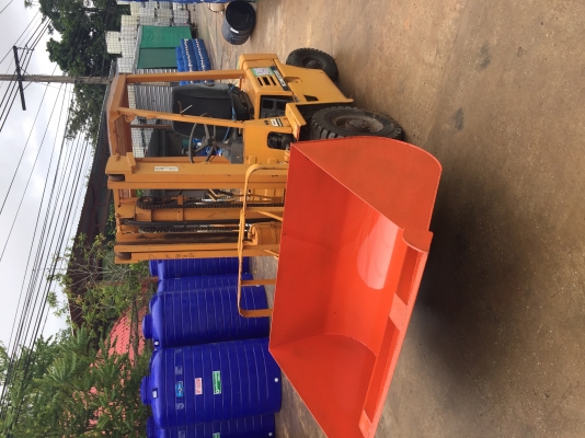 รถยก2ตันพร้อมบุ้งกี้