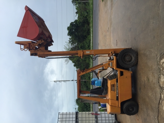 รถยก2ตันพร้อมบุ้งกี้