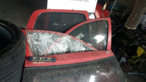 ประตูข้างopel corsa