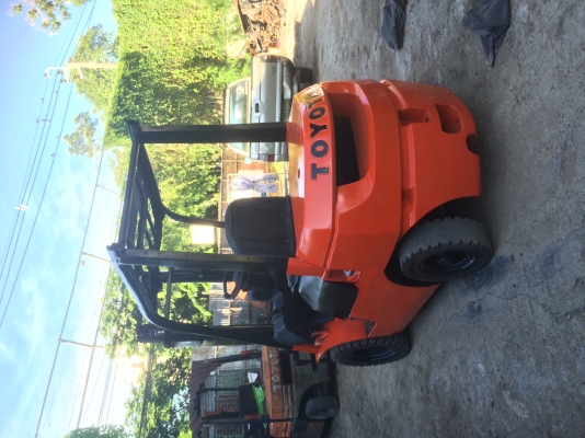 โฟร์ลิตรโตโยต้ารุ่น7ทําสีใหม่ปรับสภาพพร้อมใช้งาน