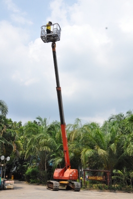 ขายรถกระเช้า AICHI SR123 เครื่องISUZU สูง12.5เมตร  สวยเดิมจากญี่ปุ่นยังไม่เคยใช้ในไทย 285,000เท่านั้น