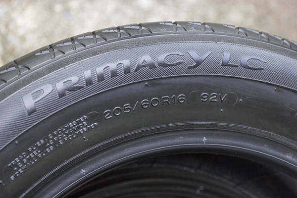 ยาง205-60-16 ยาง205-60-16