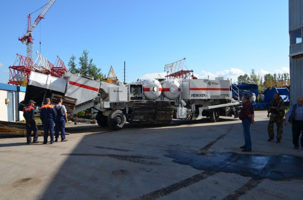 ขายชุดเครื่องจักร #HOT_INPLACE_RECYCLING Wirtgen RX4500 พร้อมรถ Reheat สำหรับจดทะเบียนและรับงานกรมทางฯ