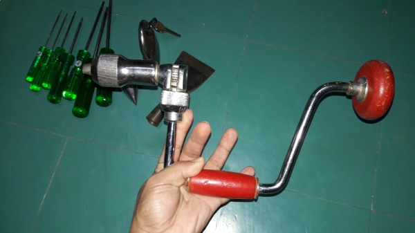 ขายสว่านข้อเสืองานเก่ารัสเซีย Made in Russia.สภาพดี