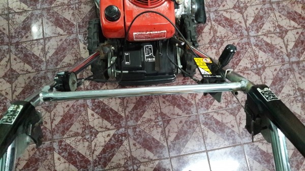 รถตัดหญ้าเดินตาม Honda um2160 นำเข้าญี่ปุ่น รถตัดหญ้าเดินตาม Honda um2160 นำเข้าญี่ปุ่น